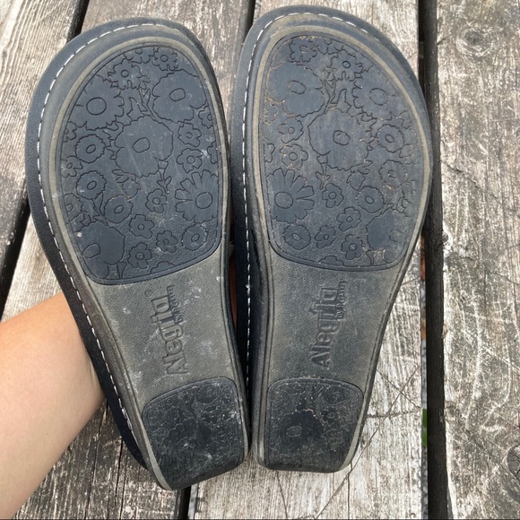 5/$20 Alegria thong cream/metallic platform sandals sz 7 - Picture 7 of 15